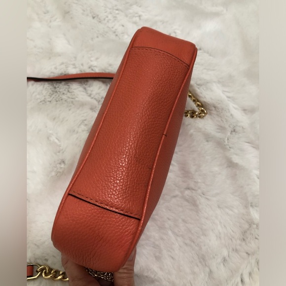 Michael Kors crossbody pebbled leather purse Ginny - Picture 4 of 8